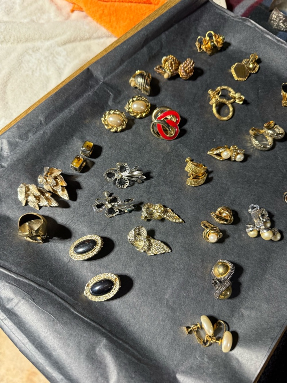 Clip Earrings Lot of 24 Gold/Silver Tone Mixed Women’s Earring's